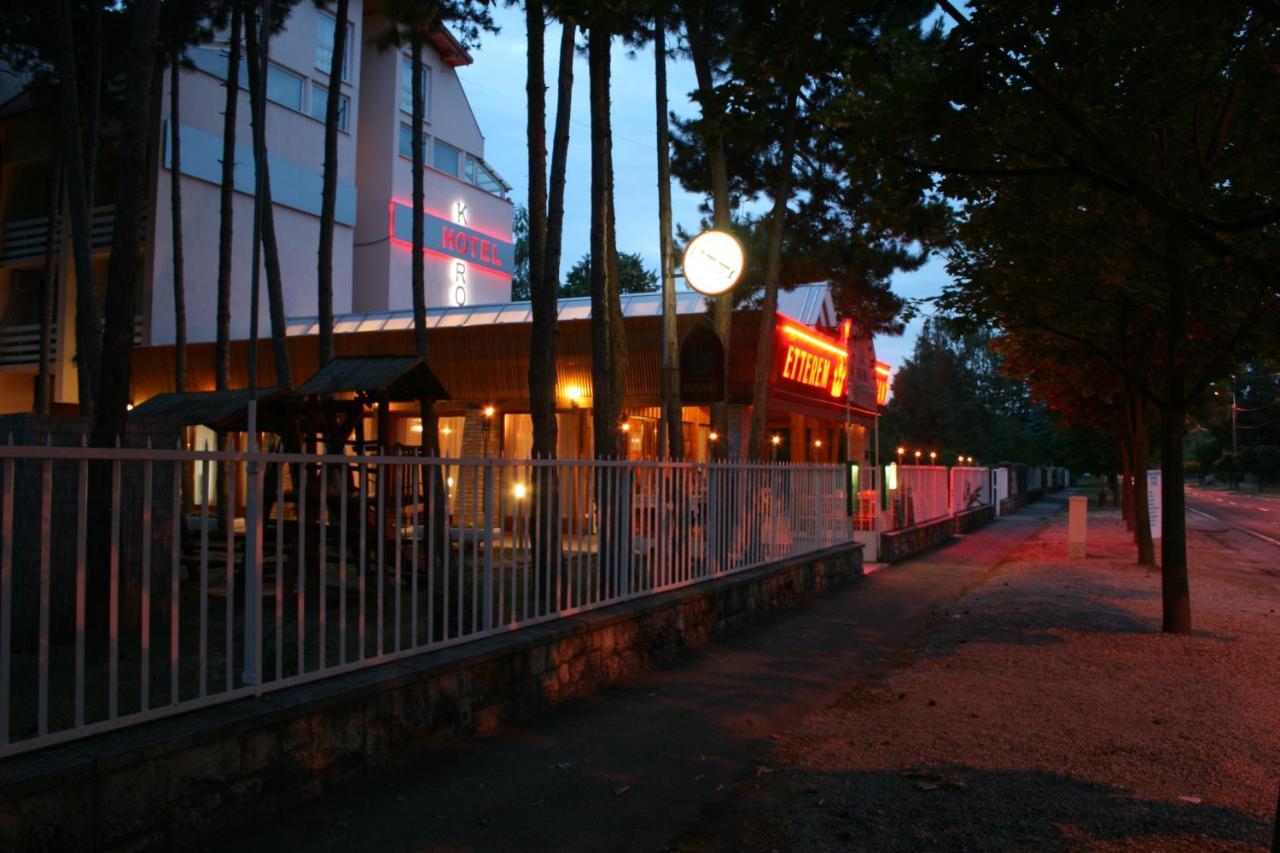 Hotel Korona Siófok Exterior foto